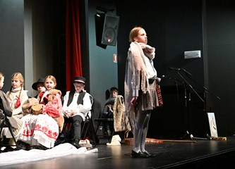 FOTO LiDraNo u Velikoj Gorici: Oko 230 osnovnoškolaca i 60 srednjoškolaca iz svih krajeva Zagrebačke županije pokazuju kako njegovati hrvatski jezik