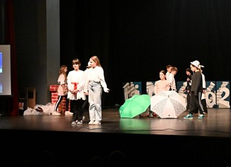 FOTO LiDraNo u Velikoj Gorici: Oko 230 osnovnoškolaca i 60 srednjoškolaca iz svih krajeva Zagrebačke županije pokazuju kako njegovati hrvatski jezik