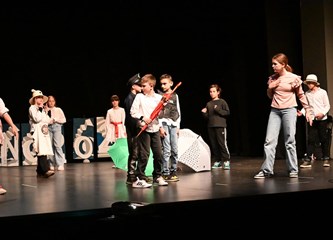 FOTO LiDraNo u Velikoj Gorici: Oko 230 osnovnoškolaca i 60 srednjoškolaca iz svih krajeva Zagrebačke županije pokazuju kako njegovati hrvatski jezik