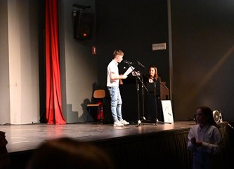 FOTO LiDraNo u Velikoj Gorici: Oko 230 osnovnoškolaca i 60 srednjoškolaca iz svih krajeva Zagrebačke županije pokazuju kako njegovati hrvatski jezik