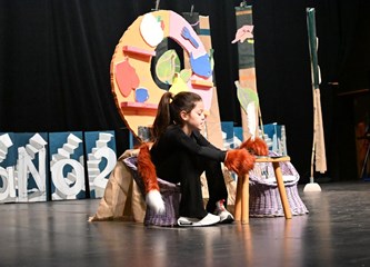 FOTO LiDraNo u Velikoj Gorici: Oko 230 osnovnoškolaca i 60 srednjoškolaca iz svih krajeva Zagrebačke županije pokazuju kako njegovati hrvatski jezik