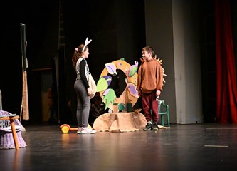 FOTO LiDraNo u Velikoj Gorici: Oko 230 osnovnoškolaca i 60 srednjoškolaca iz svih krajeva Zagrebačke županije pokazuju kako njegovati hrvatski jezik