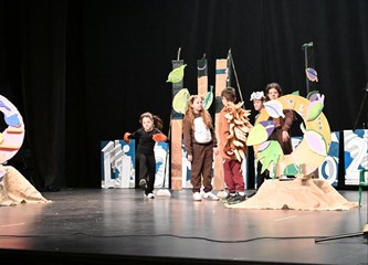 FOTO LiDraNo u Velikoj Gorici: Oko 230 osnovnoškolaca i 60 srednjoškolaca iz svih krajeva Zagrebačke županije pokazuju kako njegovati hrvatski jezik