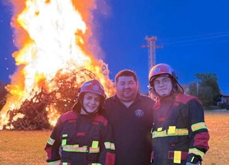 FOTO Krijes gorio, roštilj se pekao: Jurjevo u Bapču okupilo brojne mještane i drage goste