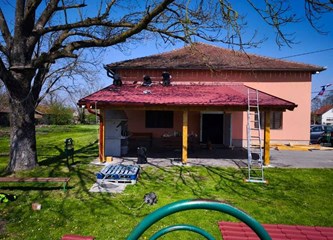 FOTO Krijes gorio, roštilj se pekao: Jurjevo u Bapču okupilo brojne mještane i drage goste