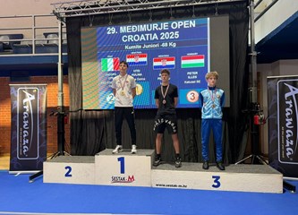 Vito Hulina zlatni na jakom međunarodnom turniru u Čakovcu: Karate klub Velika Gorica novu sezonu otvorio novim medaljama i vrijednim rezultatima u borbi za Europsko prvenstvo