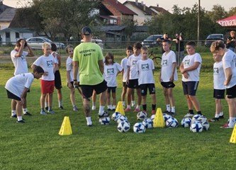 Gradići, Vukovina, Buševec i Mraclin domaćini još jednog Ljetnog nogometnog kampa: Nadamo se da su mladi sportaši ponijeli lijepa iskustva i stvorili nova prijateljstva
