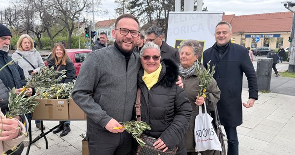 Uoči Cvjetnice tradicionalno podijeljene maslinove grančice i drenak ...