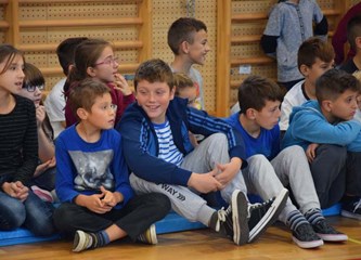 Učionica na otvorenom za poticajno učenje u prirodi
