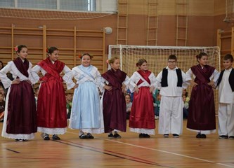 Učionica na otvorenom za poticajno učenje u prirodi