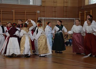 Učionica na otvorenom za poticajno učenje u prirodi