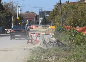 Radovi u Kirinčićevoj kao preduvjet za asfaltiranje ulice do D31