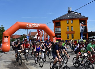 Niti pljusak nije mogao pokvariti Turopoljsku Milju koja je još jednom oduševila