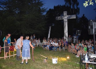 Veliki odaziv na vukovinsko druženje uz pečenike