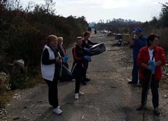 Volonteri očistili divlje deponije u Vukovini i Starom Čiču