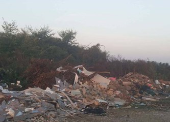 Volonteri očistili divlje deponije u Vukovini i Starom Čiču