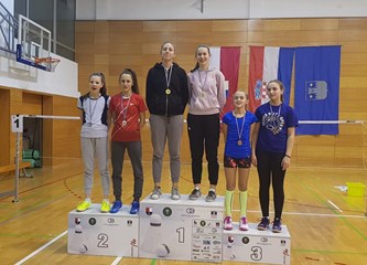 Jelena Buchberger osvojila dva zlata i srebro, Filip Antunović poražen u finalu