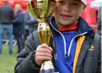 Osam medalja za mlade Maratonce na Krosu Sportskih novosti!