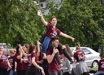 FOTO: Krenula 'norijada', pogledajte kako 'nore' gorički maturanti
