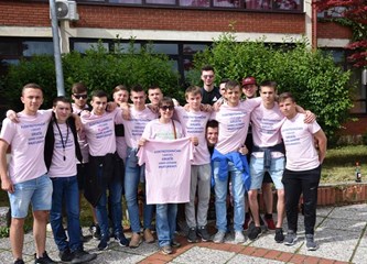 FOTO: Krenula 'norijada', pogledajte kako 'nore' gorički maturanti