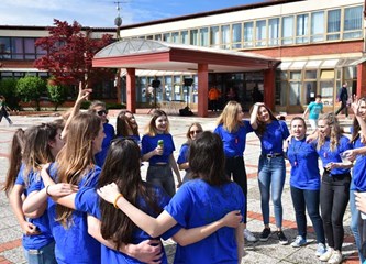 FOTO: Krenula 'norijada', pogledajte kako 'nore' gorički maturanti