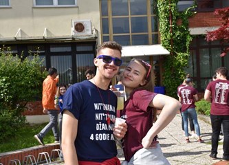 FOTO: Krenula 'norijada', pogledajte kako 'nore' gorički maturanti