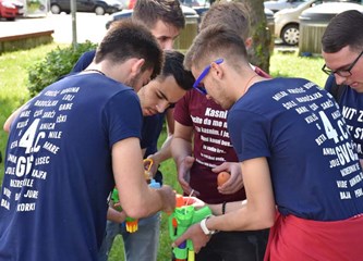 FOTO: Krenula 'norijada', pogledajte kako 'nore' gorički maturanti