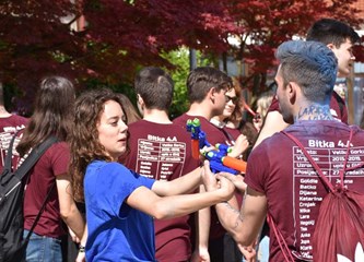 FOTO: Krenula 'norijada', pogledajte kako 'nore' gorički maturanti