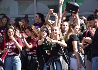 FOTO: Krenula 'norijada', pogledajte kako 'nore' gorički maturanti