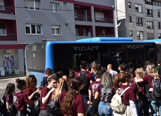 FOTO: Krenula 'norijada', pogledajte kako 'nore' gorički maturanti