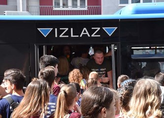 FOTO: Krenula 'norijada', pogledajte kako 'nore' gorički maturanti