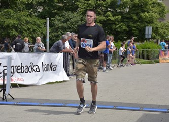 Kroz pet različitih utrka održana 27. Turopoljska trka