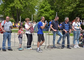 Kroz pet različitih utrka održana 27. Turopoljska trka