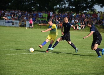 Turopoljac u sjajnoj atmosferi stigao do naslova prvaka