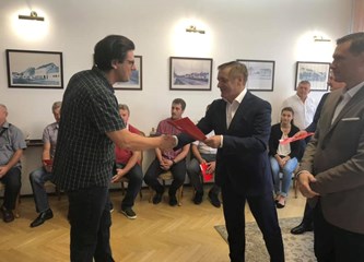 DVD-ovima uručeni ugovori o dodatnom financiranju