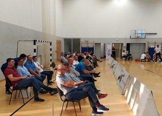 Najljepši poklon za rođendan: Kapetan Papac sa zvukom sirene zabio za slavlje nad Zadrom i pobjednički trofej