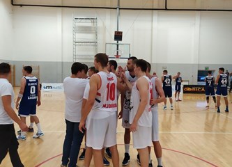 Najljepši poklon za rođendan: Kapetan Papac sa zvukom sirene zabio za slavlje nad Zadrom i pobjednički trofej