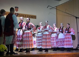 Turopolska večer u režiji Mičevčana: 'Vrhunska kvaliteta izvedbe, sve pohvale našim čuvarima baštine'