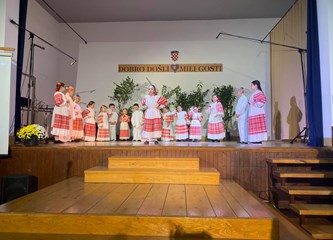 Turopolska večer u režiji Mičevčana: 'Vrhunska kvaliteta izvedbe, sve pohvale našim čuvarima baštine'