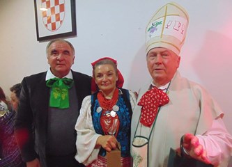 Proslavljeno Martinje u Šćitarjevu: Kuma mošteku prva pratilja najuzornije seoske žene
