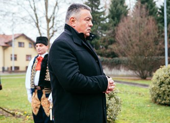 Dan Grada Velike Gorice, obilježavanje započelo polaganjem vijenaca