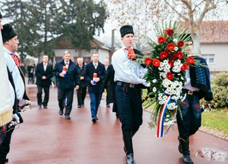 Dan Grada Velike Gorice, obilježavanje započelo polaganjem vijenaca