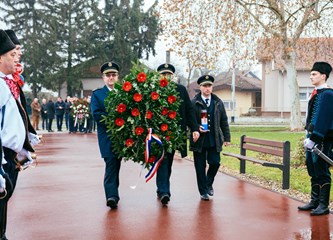 Dan Grada Velike Gorice, obilježavanje započelo polaganjem vijenaca