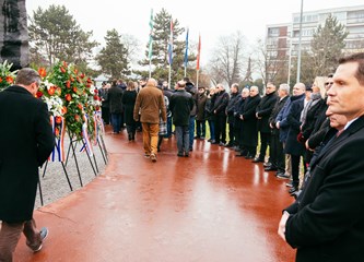 Dan Grada Velike Gorice, obilježavanje započelo polaganjem vijenaca