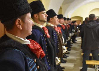 Nastavili višestoljetnu tradiciju Lucijskog spravišća