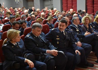 Nije prošlo 'ispod radara': Puna dvorana pogledala neispričanu priču o stvaranju ratnog zrakoplovstva