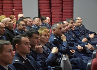 Nije prošlo 'ispod radara': Puna dvorana pogledala neispričanu priču o stvaranju ratnog zrakoplovstva