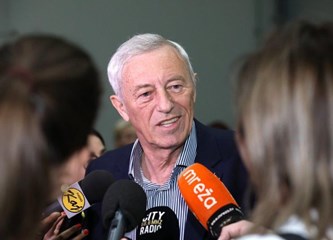 Distributivni centar za voće i povrće u Rakitovcu ima najmoderniji stroj za sortiranje jagodastog voća