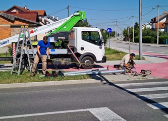 Pokosio semafor na raskrižju Tesline i Kolareve pa napuhao 1,93 promila