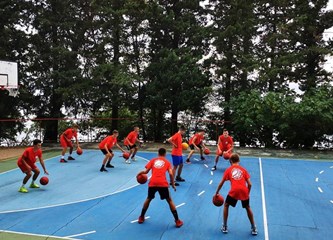 Košarkaši protiv Šibenke nastavili pobjednički niz, mlade nade u Crikvenici na Gorica/Velgor kampu
